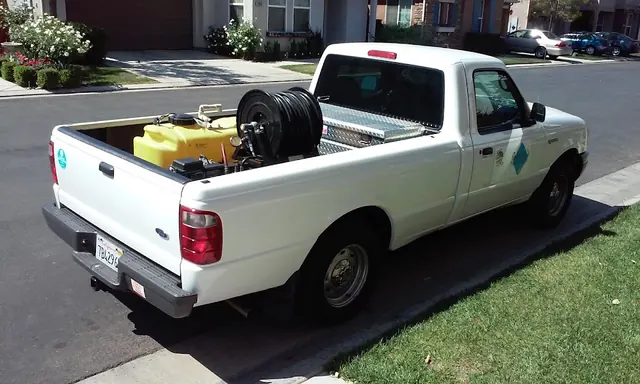 Johnson's Pest Control